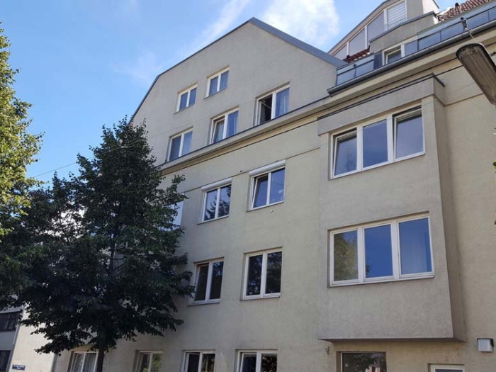 Wohnhaus in Liesing verkehrsgünstig Nahe Bahnhof Liesing mit großem Gemeinschaftsgarten